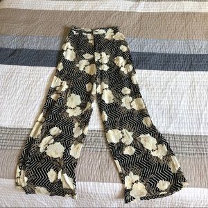 Amuse Society High Waisted Flowy Pants